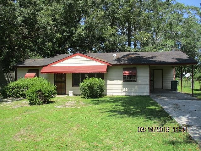 1st image of 814 Bethune Dr
