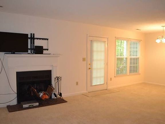 open living and dining