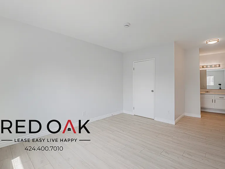 10285 Tujunga Canyon Blvd #205 — Photo 4