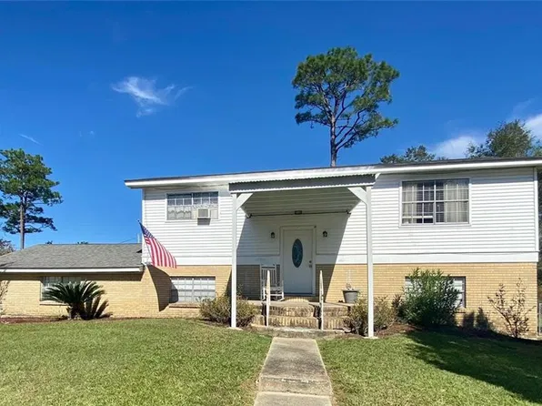 1229 Stemwood Dr, Picayune, MS 39466