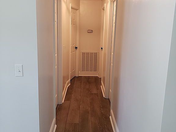 5th image of 304 Western Heights Dr