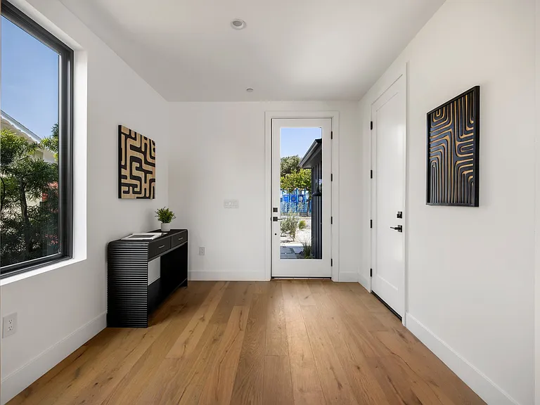 4323 Beethoven St — Photo 15