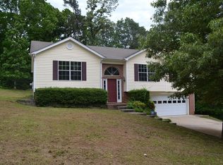 6100 Wheatfield Dr, Harrison, TN 37341