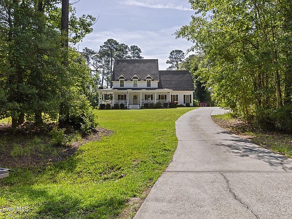 2nd image of 553 Oakwood Pointe Road
