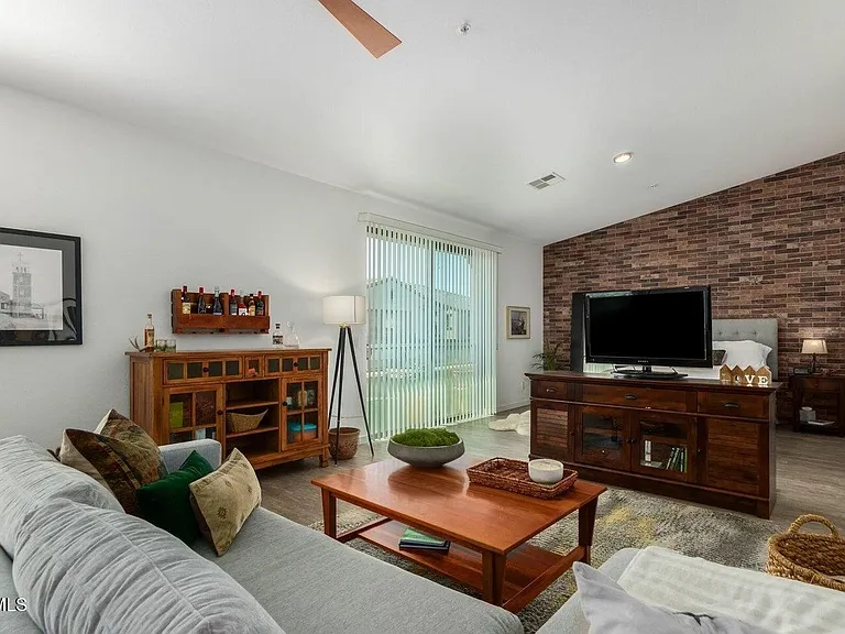 3900 E Baseline Rd #113 — Photo 9