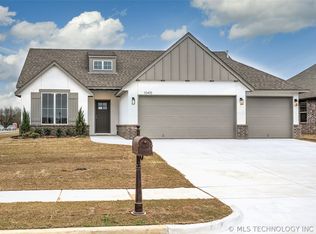 10415 S 232nd East Ave, Broken Arrow, OK 74014