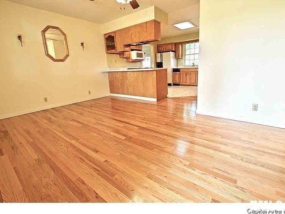5th image of 30755 Circle Dr