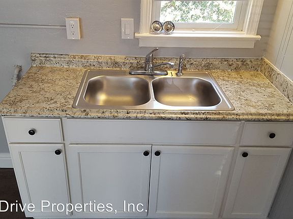 5th image of 801 Atwater Blvd APT 8