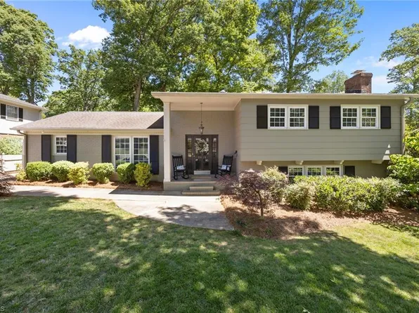 1614 Milan Rd, Greensboro, NC 27410