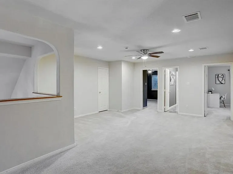 16523 McCormick Dr — Photo 9