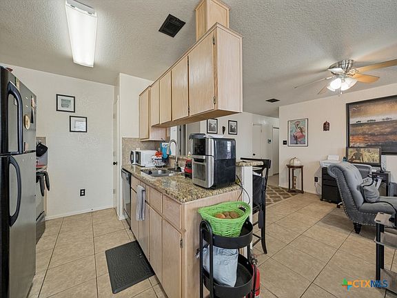 3rd image of 4500 Fieldcrest Dr