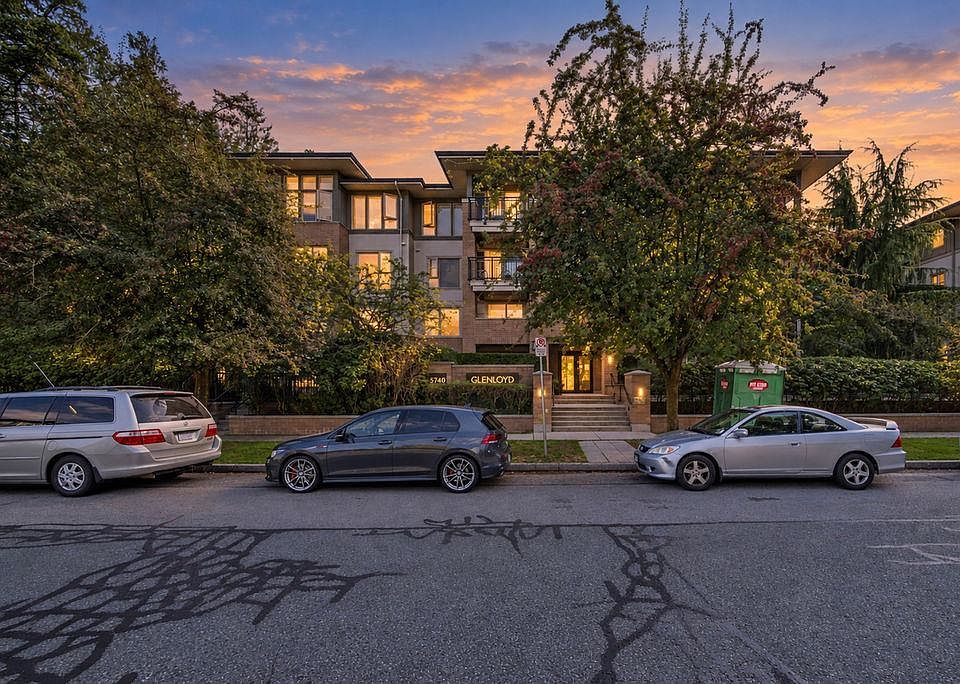 1st image of 5740 Toronto Rd #105