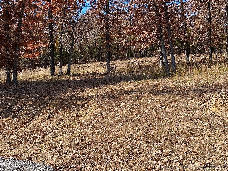 1st image of 680 Woodlands Dr