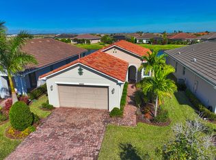 10003 SW Trumpet Tree Cir, Port Saint Lucie, FL 34987