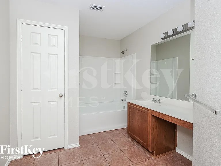 12640 Shady Cedar Dr — Photo 13