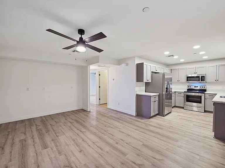 3644 E McDowell Rd #108 — Photo 6