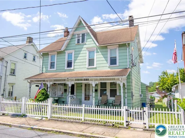 1666 Newport Ave, Northampton, PA 18067