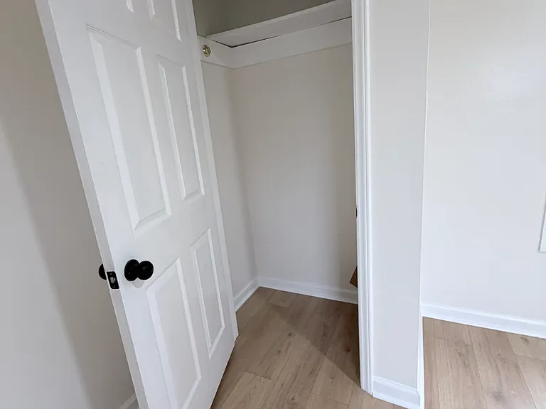 20 Calvin St — Photo 15