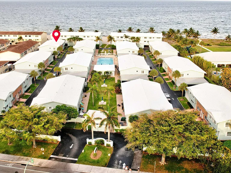 5400 N Ocean Blvd #10 — Photo 13