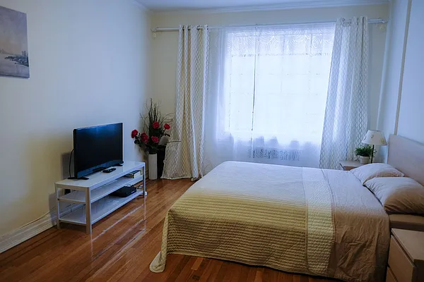 Rented by LG Fairmont Group | media 28