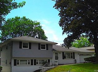 4 Hoke Dr, Stony Pt, NY 10980