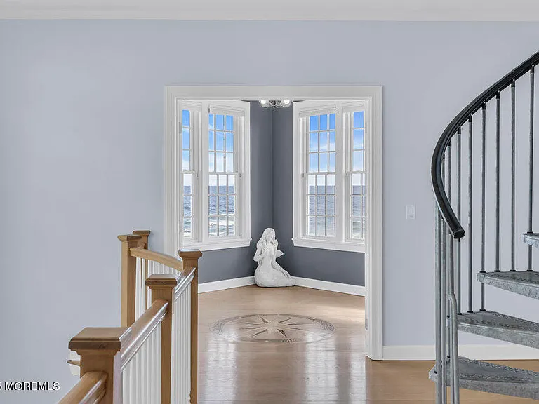 1302 Ocean Ave — Photo 43