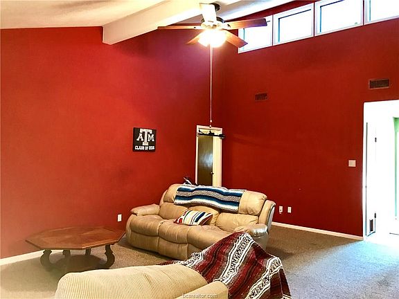 4th image of 3006 Westwood Main Dr