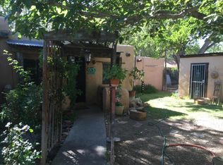 1598 Hooper Rd SW, Albuquerque, NM 87105