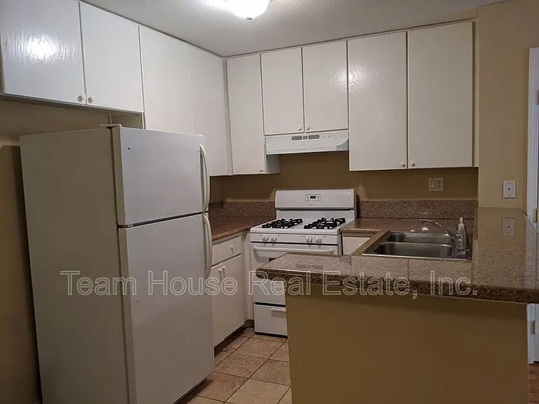 27240 Luther Dr #509 — Photo 7