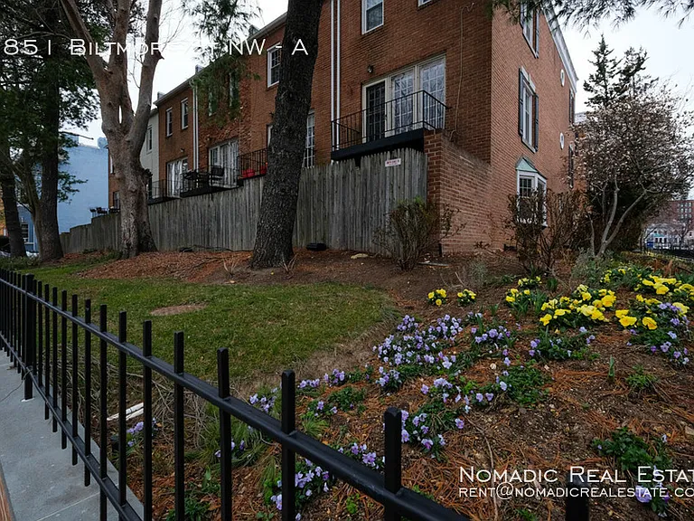 1851 Biltmore St NW #A — Photo 15