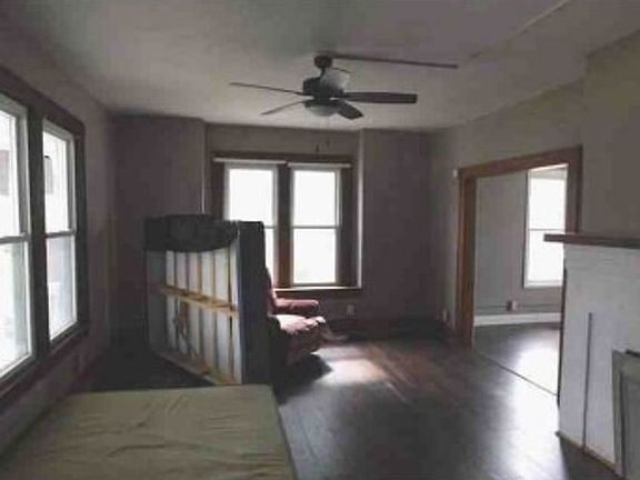 Additional Living Room