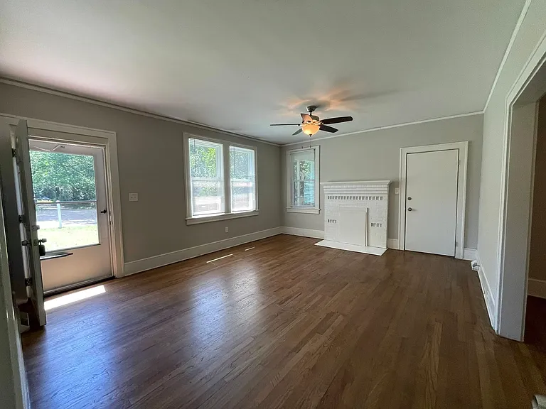 3303 Abingdon Rd — Photo 37