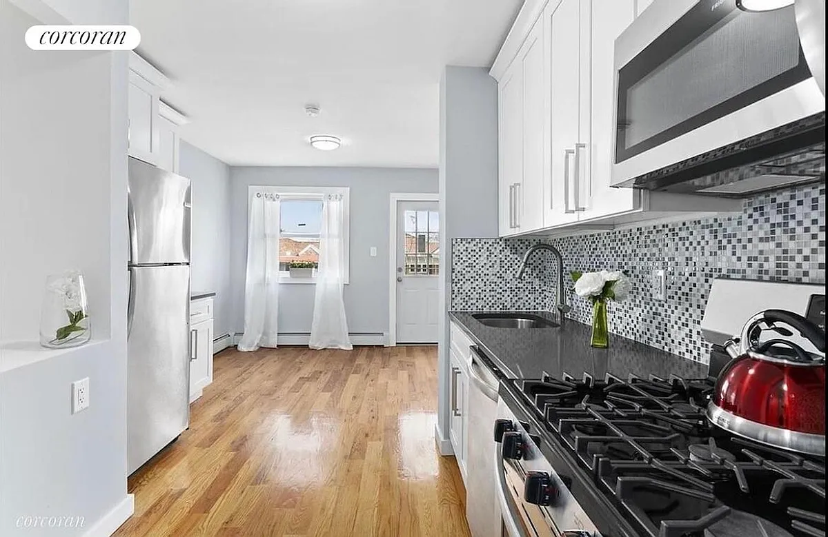 Building Photo - 1350 E 84th St #2