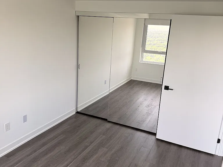 609 Sherbourne St #3005 — Photo 8