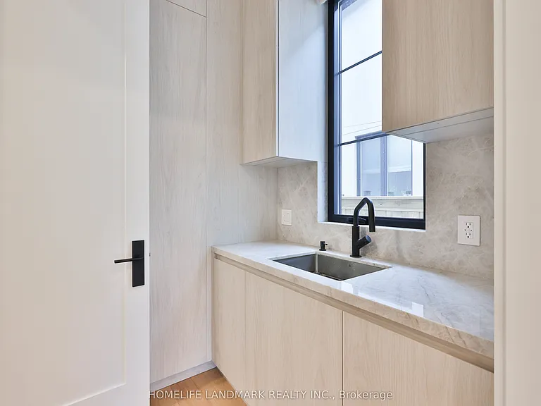 12 Bernice Ave — Photo 28