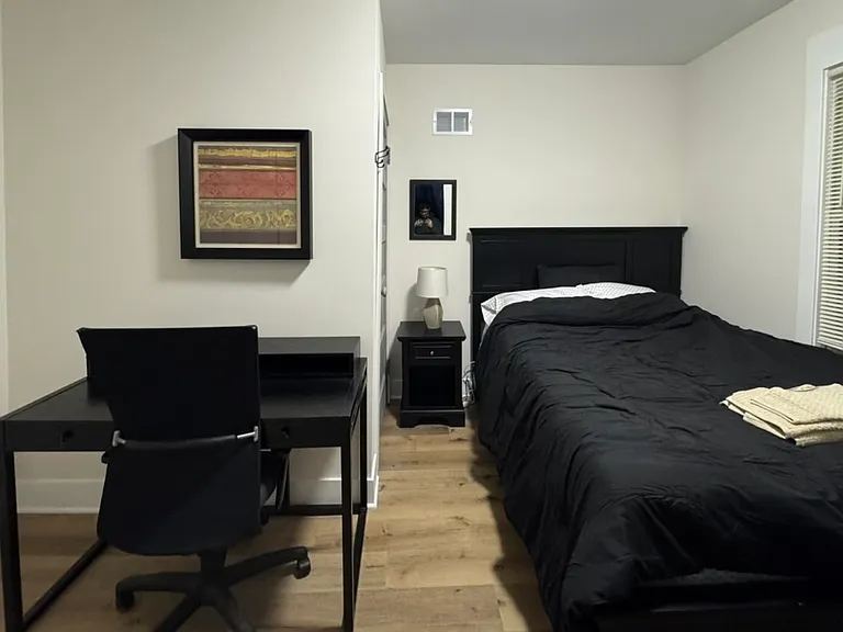 220 W Buena Vis — Photo 3