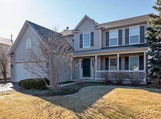 926 Wilkinson Ln, North Aurora, IL 60542