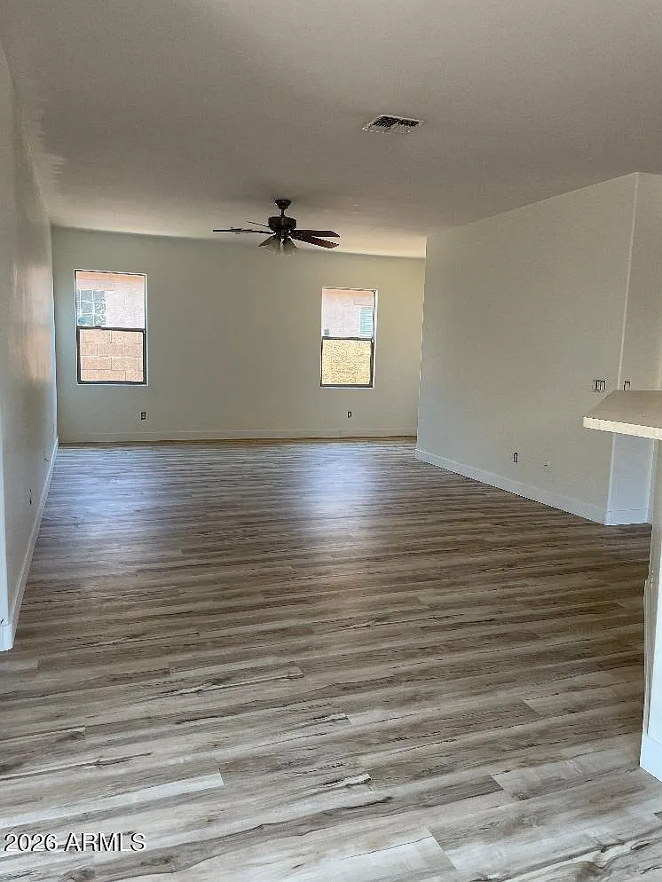 4 bed, 2.0 bath, 1698 sqft, $2,395 — Photo 3