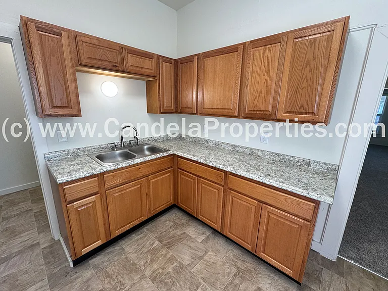 1231 W Colorado Ave — Photo 24