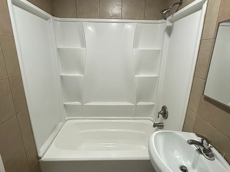 54 Ellington St #2L — Photo 10