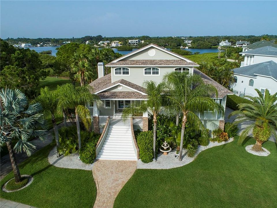 1st image of 213 Sanctuary Dr