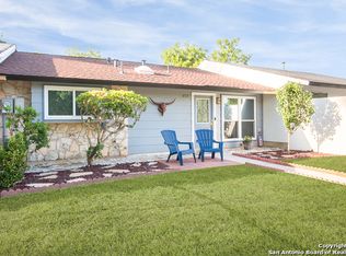 6513 Spring Lark St, San Antonio, TX 78249