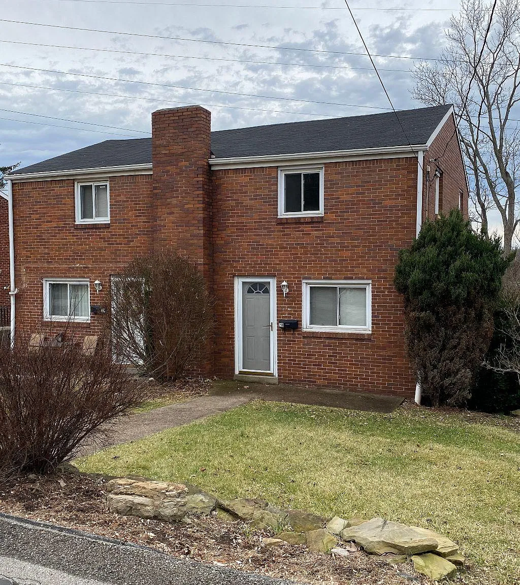 2 bed, 900 sqft, $1,100 — Photo 1