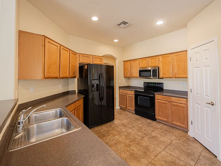 4418 W Hower Rd — Photo 9