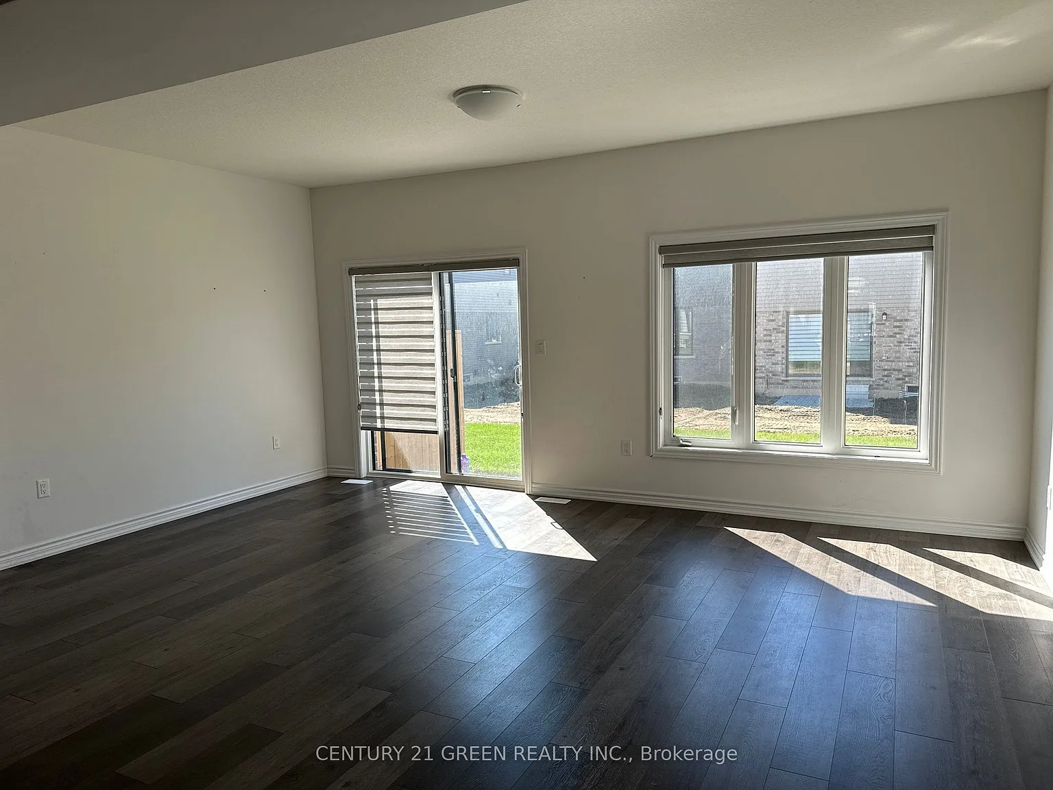 3 bed, $2,450 — Photo 4