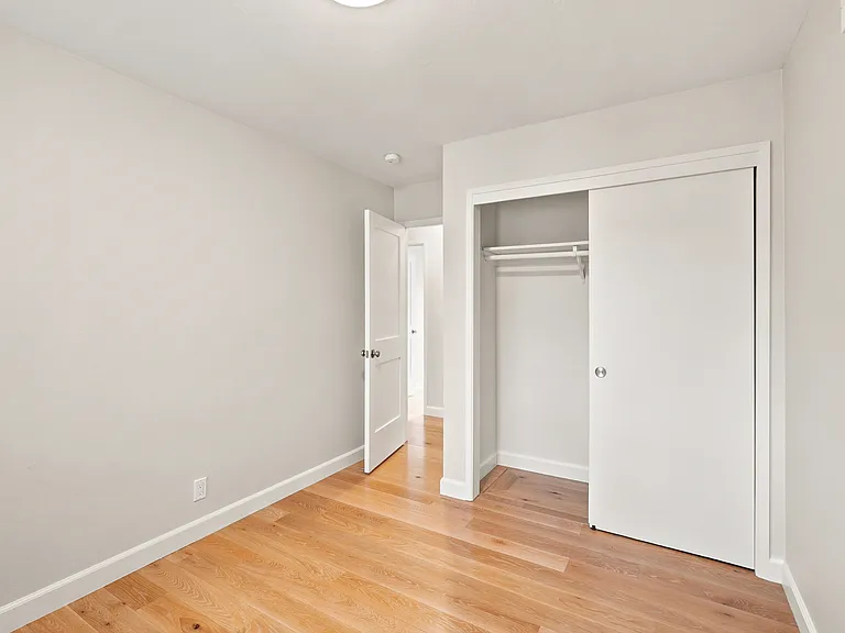412 Kehoe Ave — Photo 14
