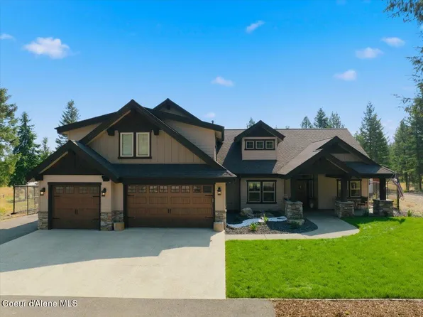 32421 N Riffle Rd, Spirit Lake, ID 83869