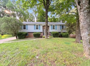 166 Kirby Dr, Clarksville, TN 37042