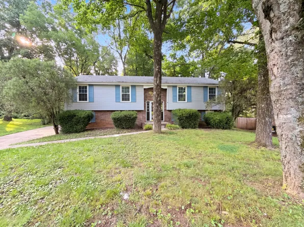 166 Kirby Dr, Clarksville, TN 37042