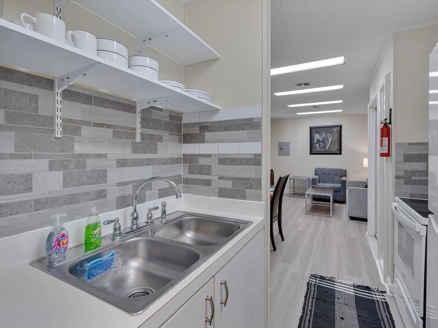 1 bed, 500 sqft, $1,850 — Photo 3